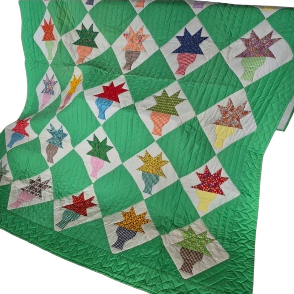 Vintage Flower Pot Design Quilt With Hand Stitching
